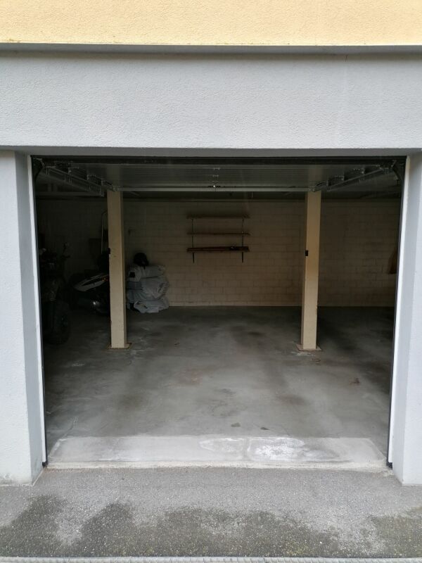 Place disponible, photo 2 sur 2