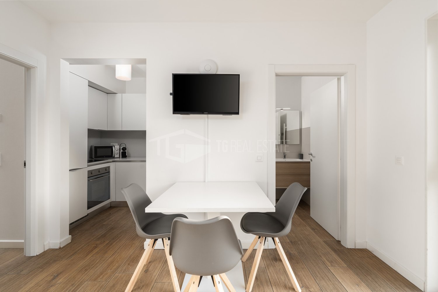 2 ½ rooms apartment (3)