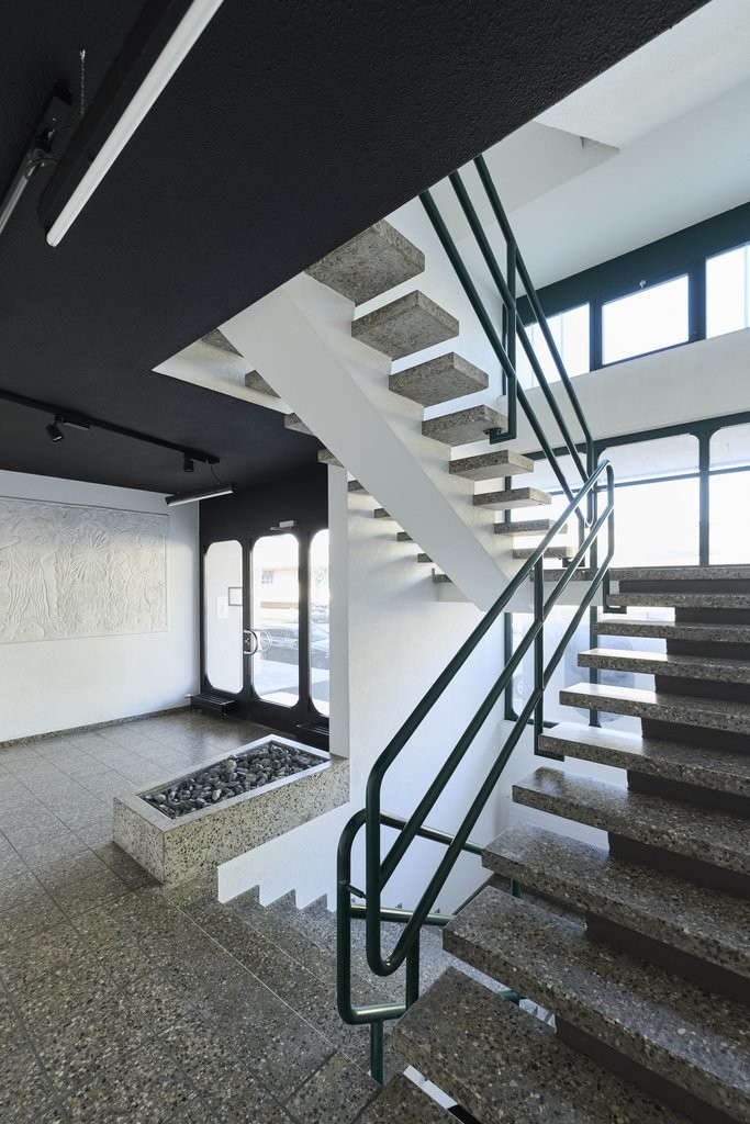 360m² commercial, photo 2 of 4