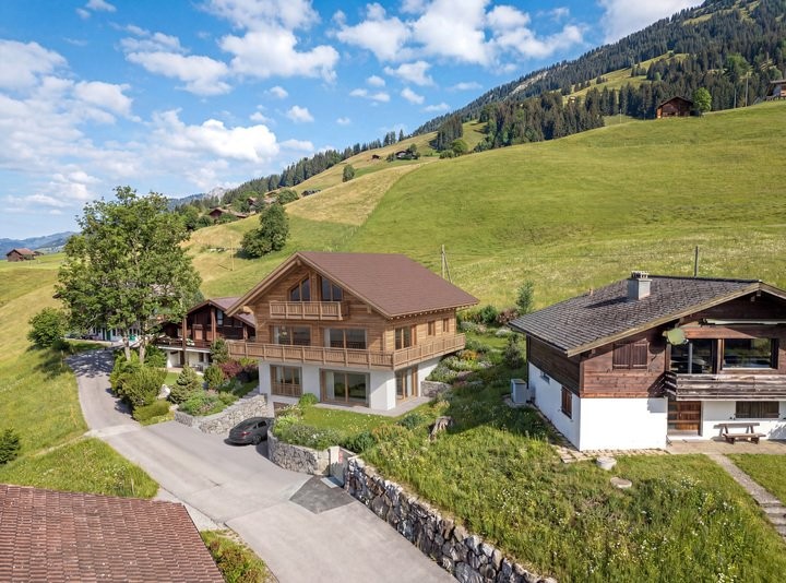 747m² de terrain à bâtir