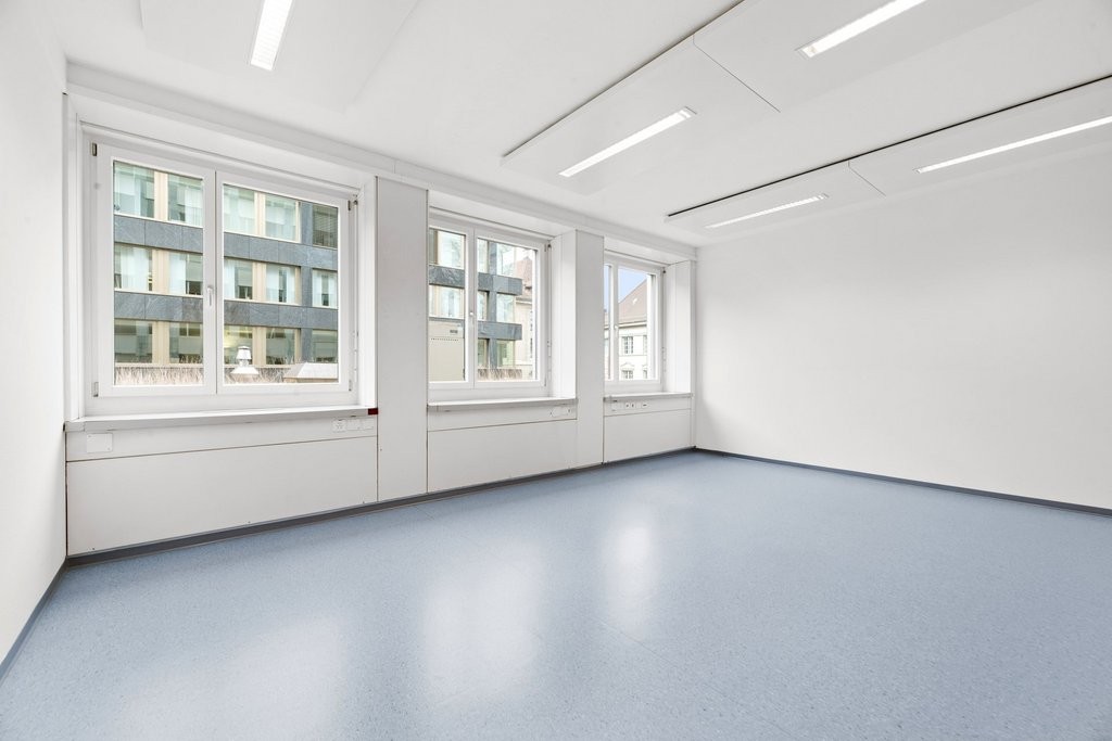 103m² office, photo 4 of 10