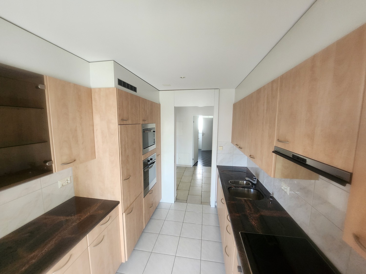 5 ½ rooms apartment, photo 2 of 10