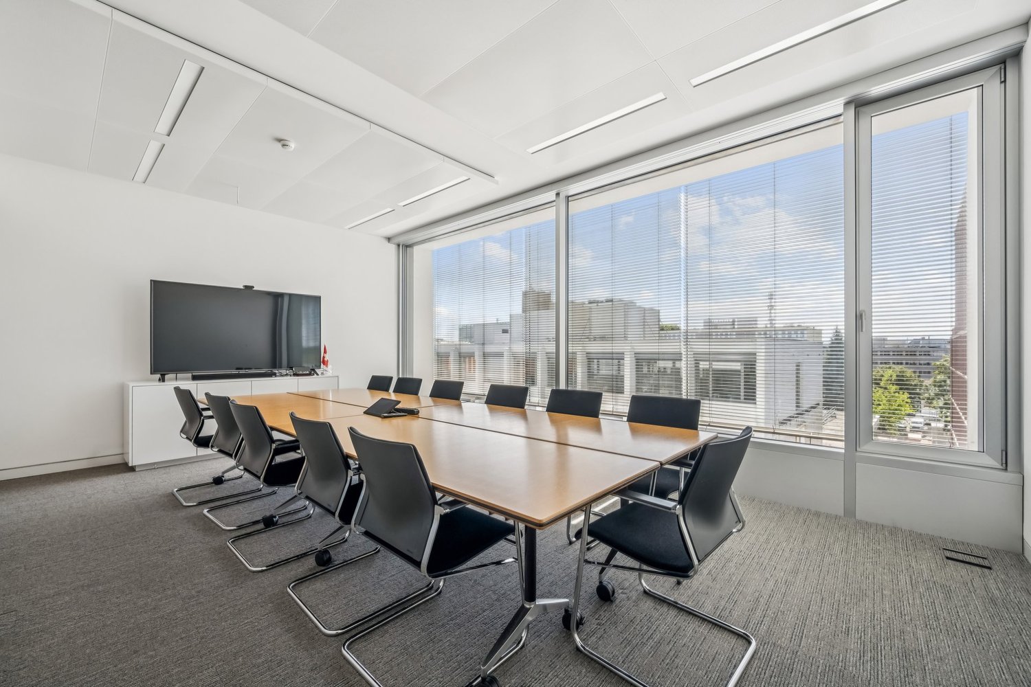 810m² office, photo 6 of 10