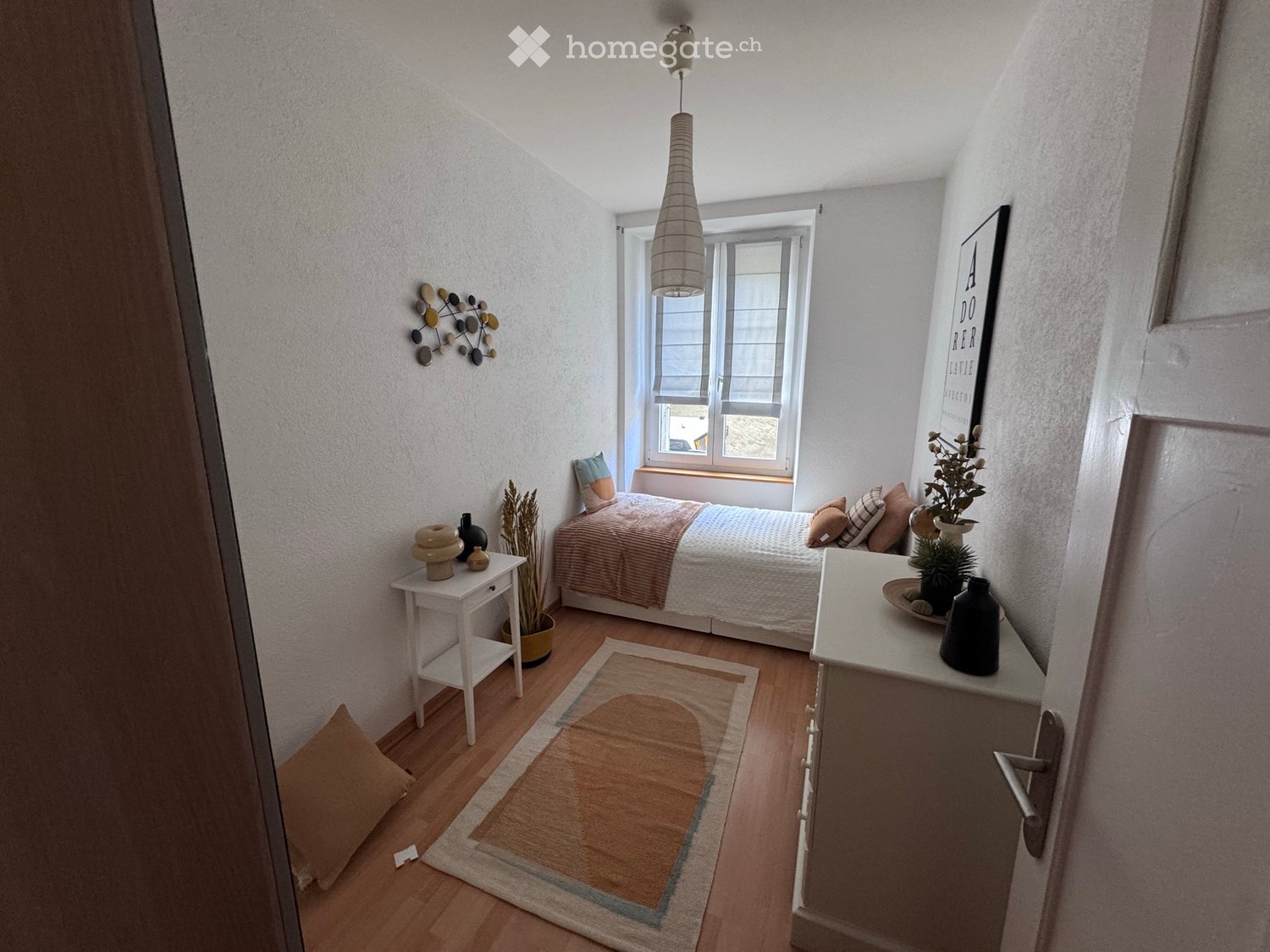 5 rooms apartment