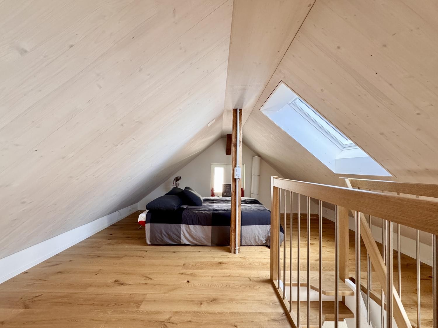 5 rooms apartment