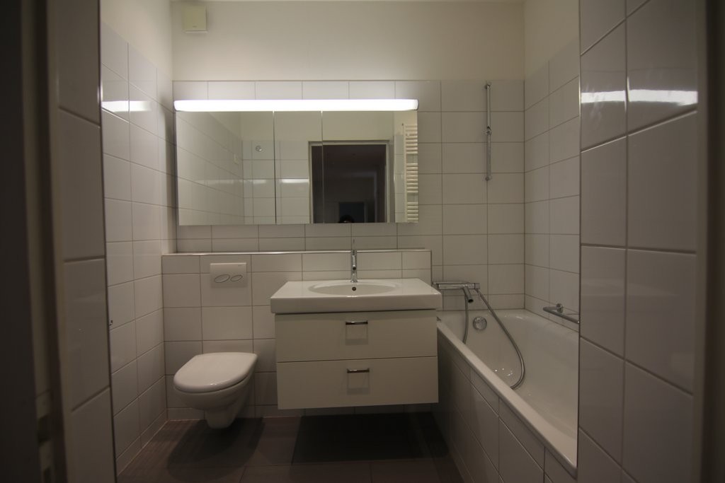 5 rooms apartment