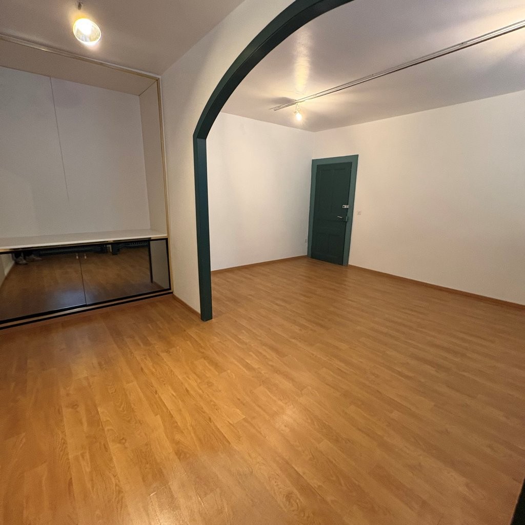 28m² commercial