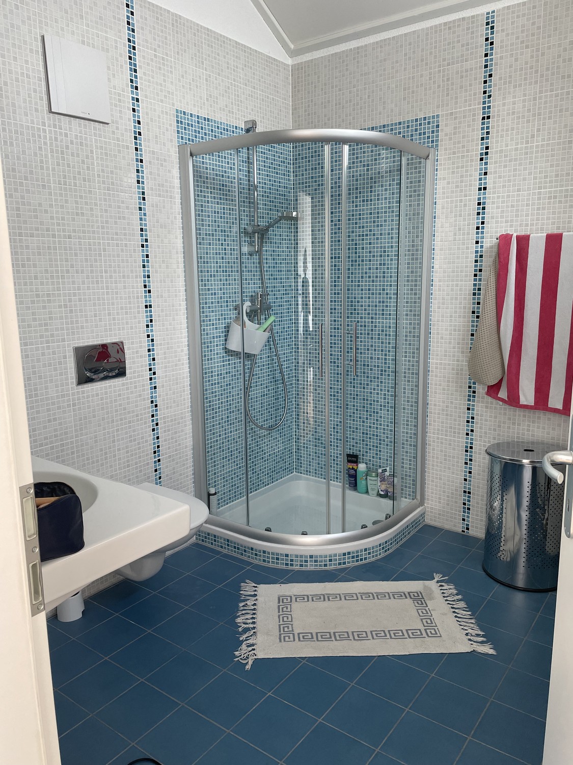 Room in a shared flat, photo 3 of 4