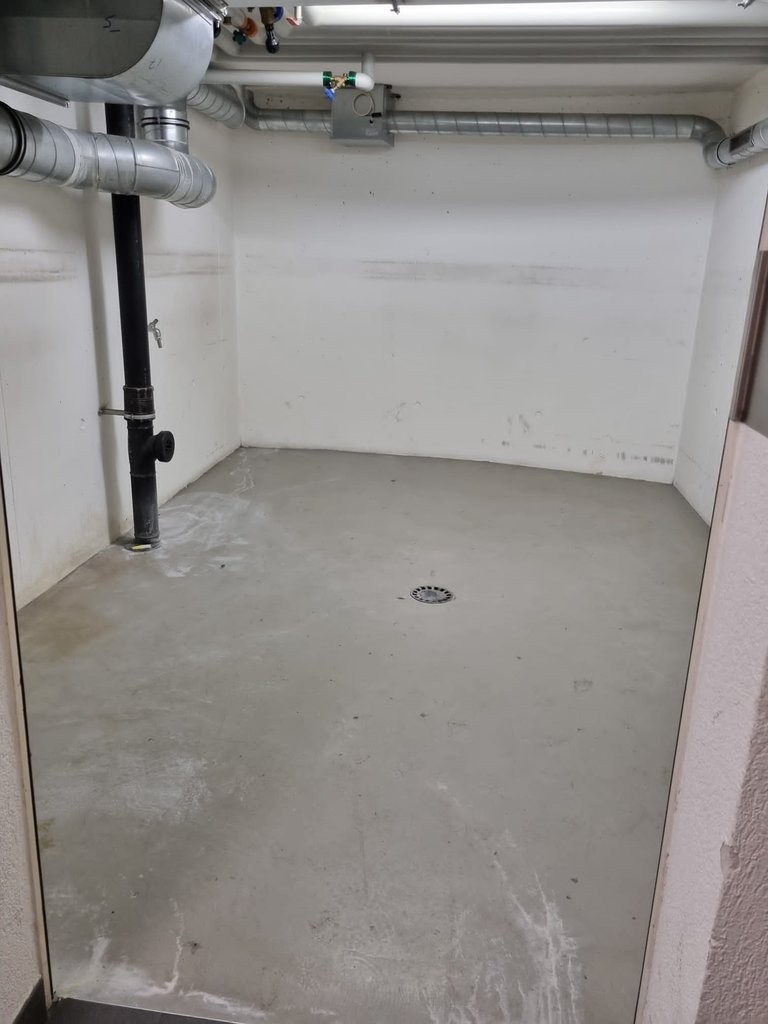 13m² storage room