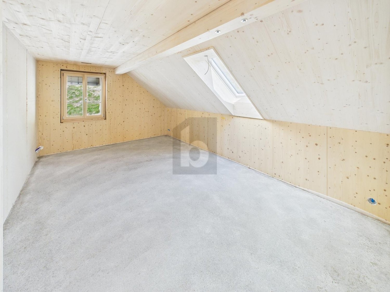 Appartement mansardé de 3 ½ pièces