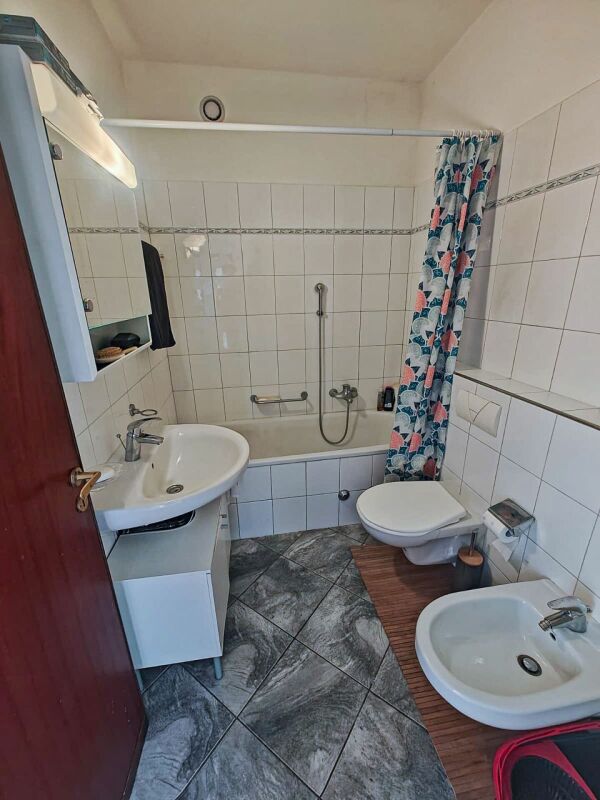 2 ½ rooms apartment (8)