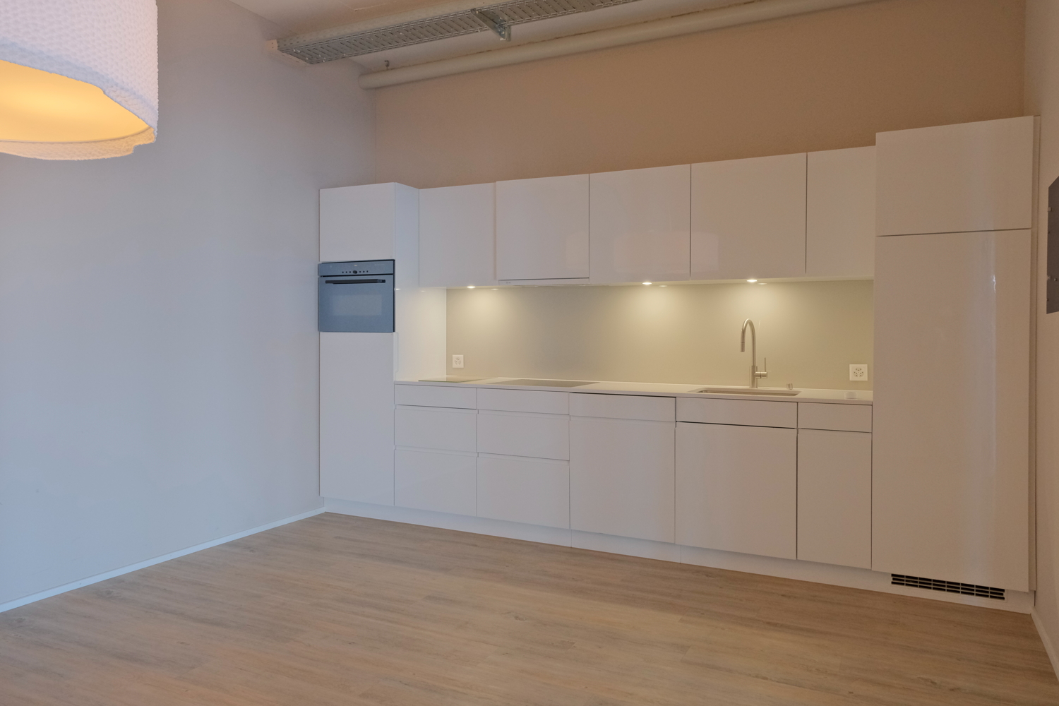 408m² office, photo 5 of 10