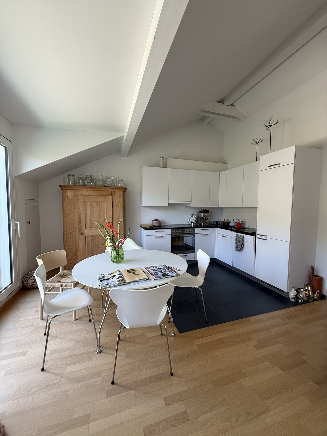 2 rooms roof flat, photo 1 of 6
