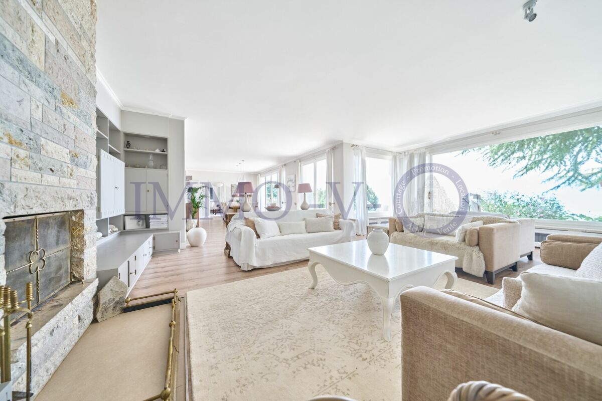 7 rooms villa, photo 8 of 10