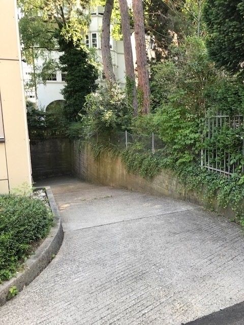 Underground slot, photo 2 of 2