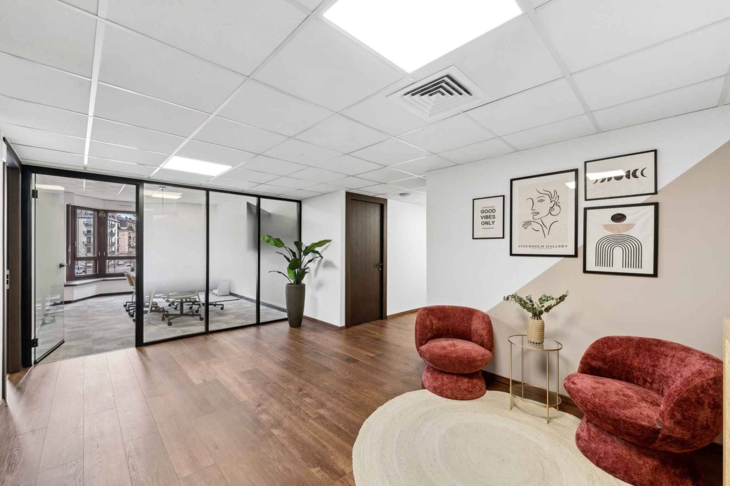 27m² office, photo 7 of 10