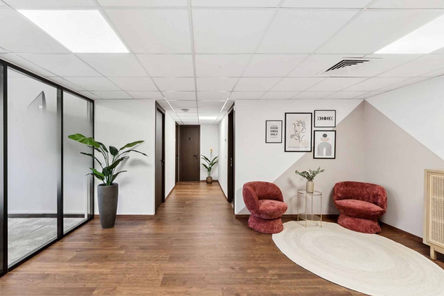 27m² office, photo 2 of 10