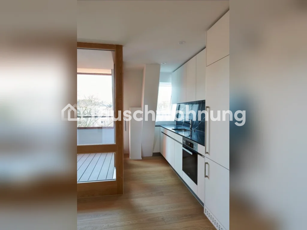 4 rooms apartment, photo 3 of 10