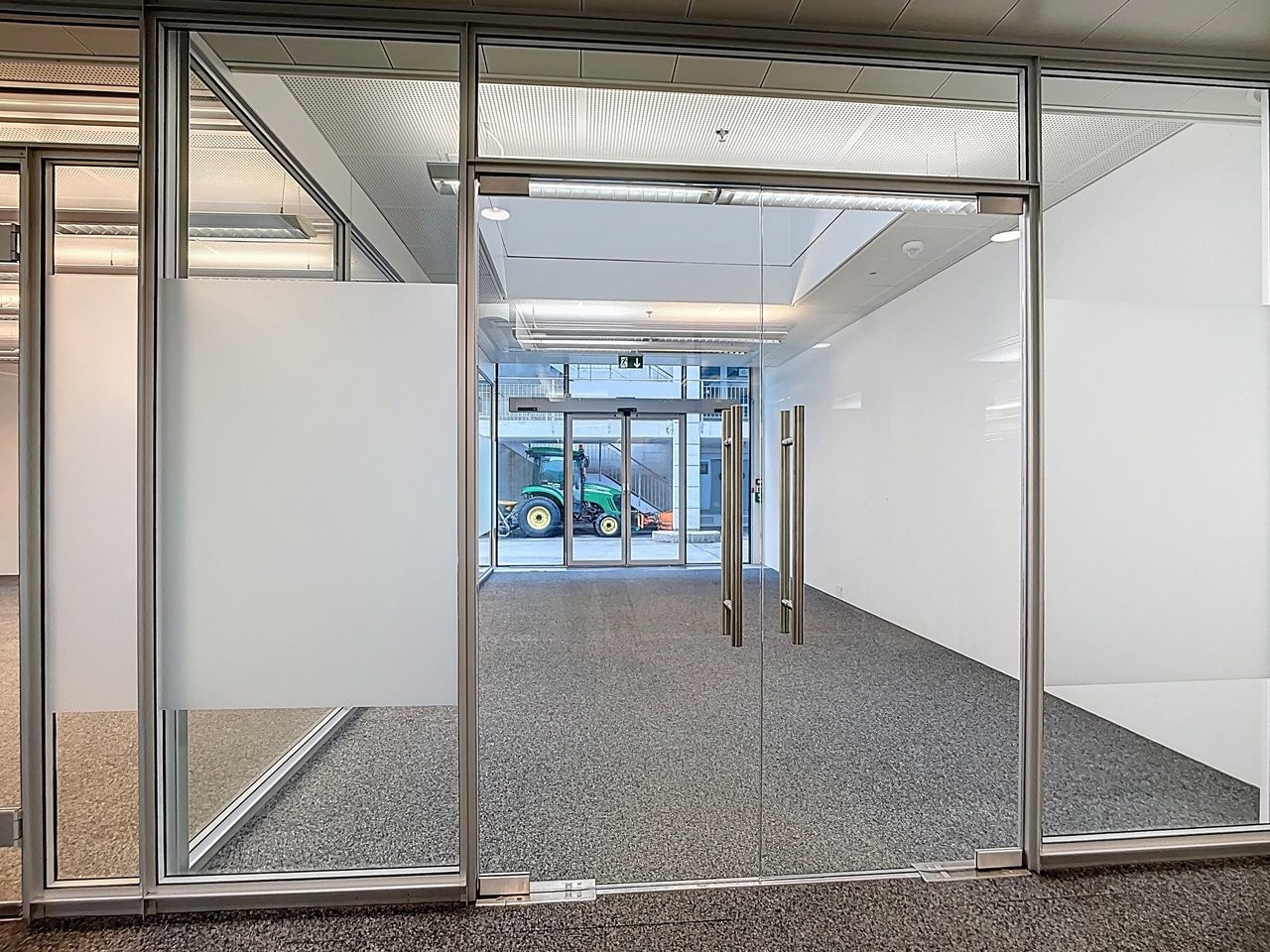 1450m² commercial