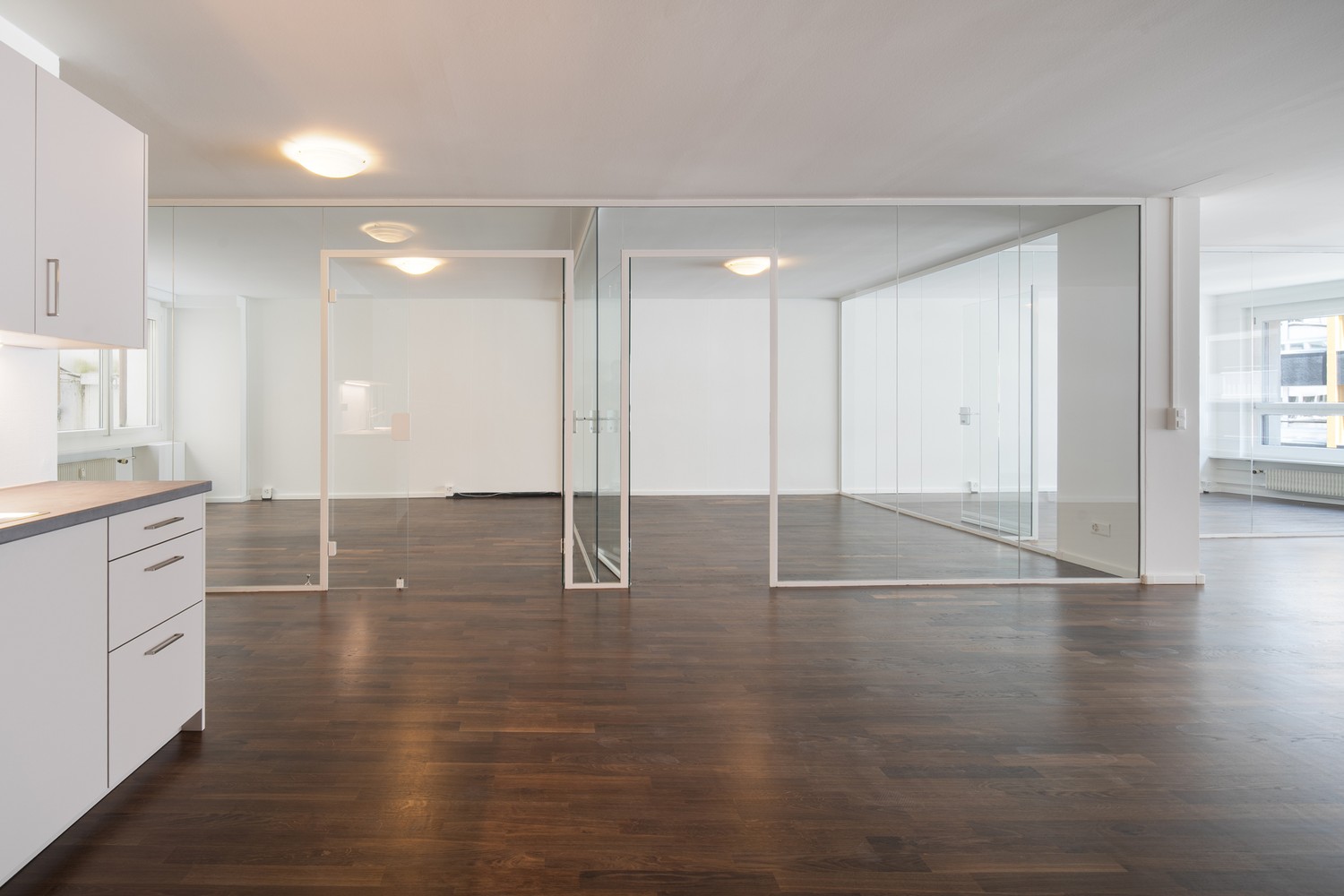 122m² commercial, photo 4 of 5