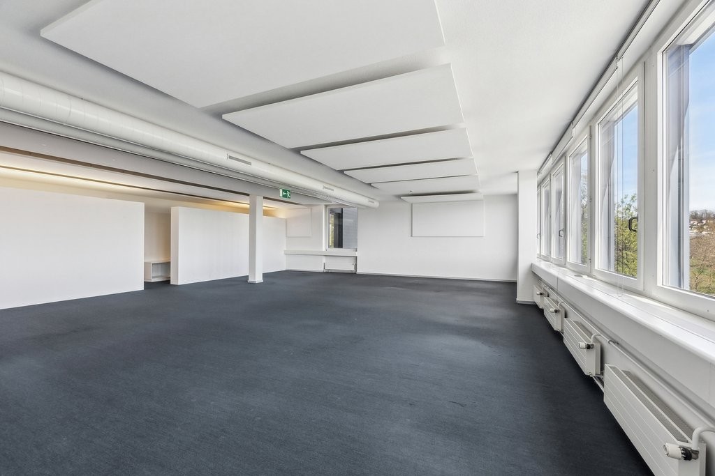 423m² office, photo 10 of 10