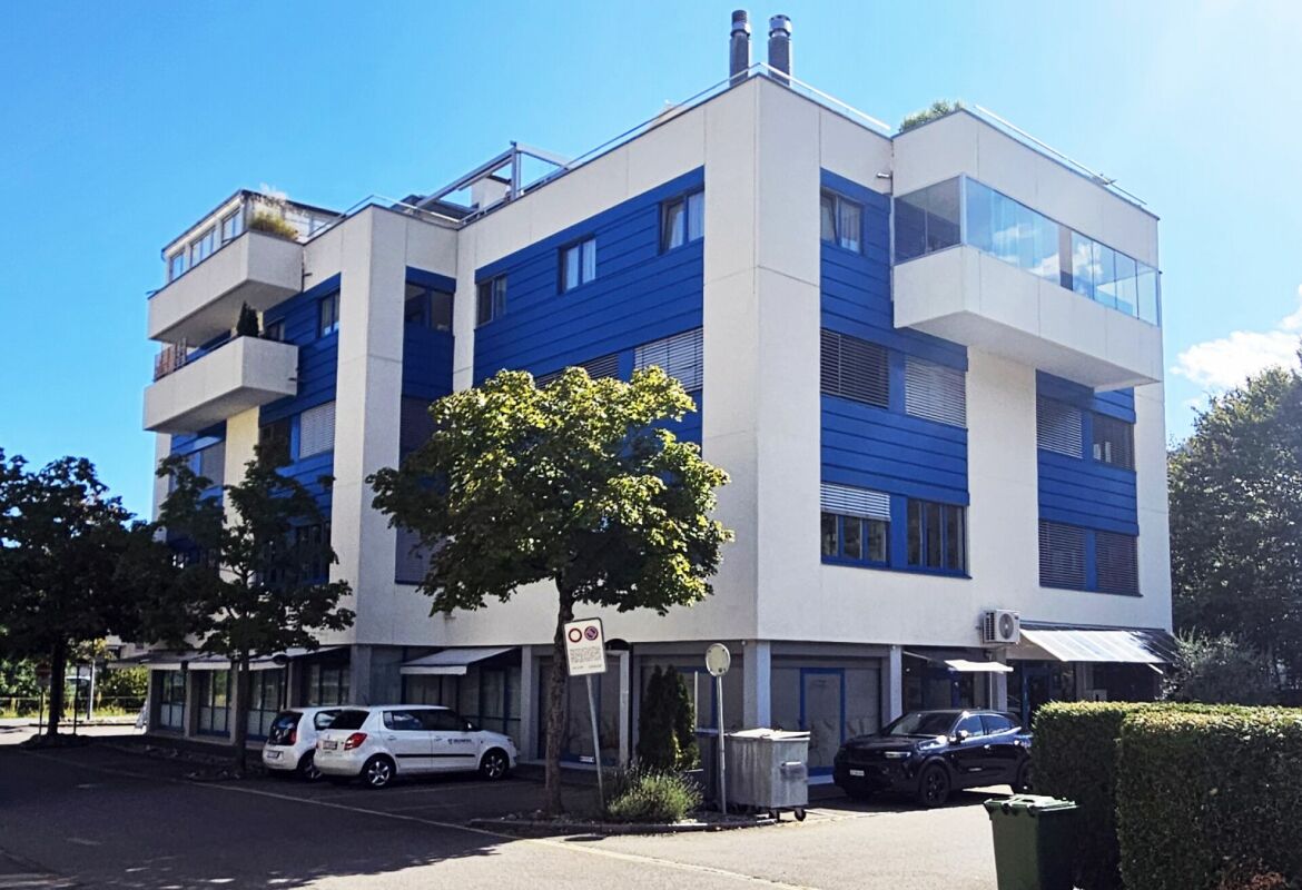 190m² commercial