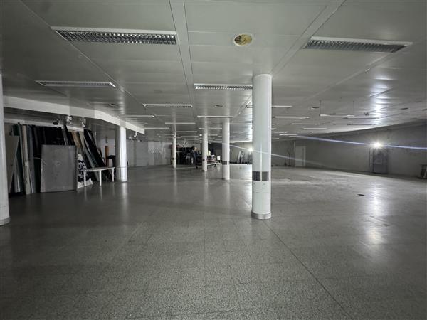 Shop, photo 2 of 10