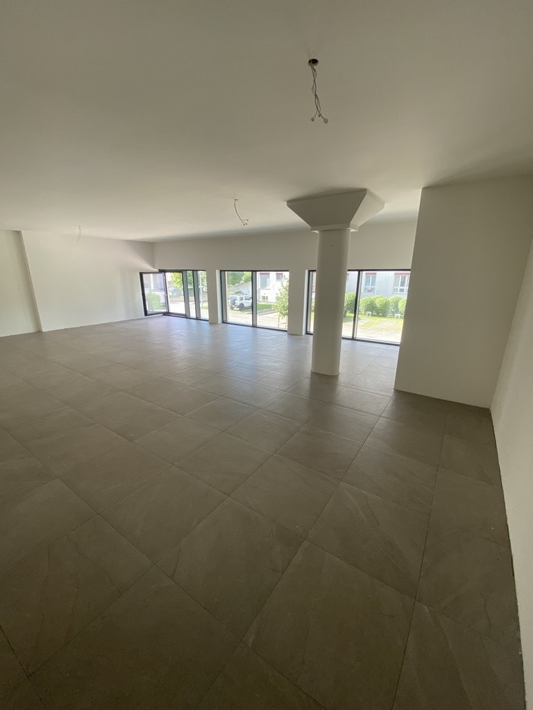78m² commercial, photo 2 of 7