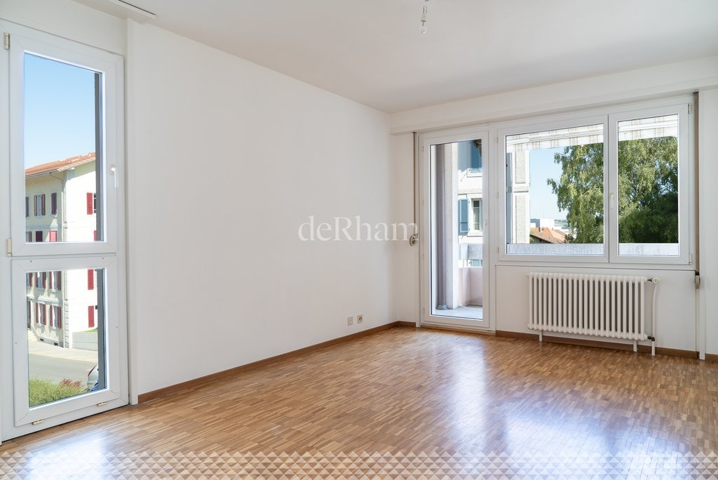 3 rooms apartment, photo 1 of 8