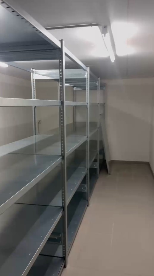 16-16m² commerciale