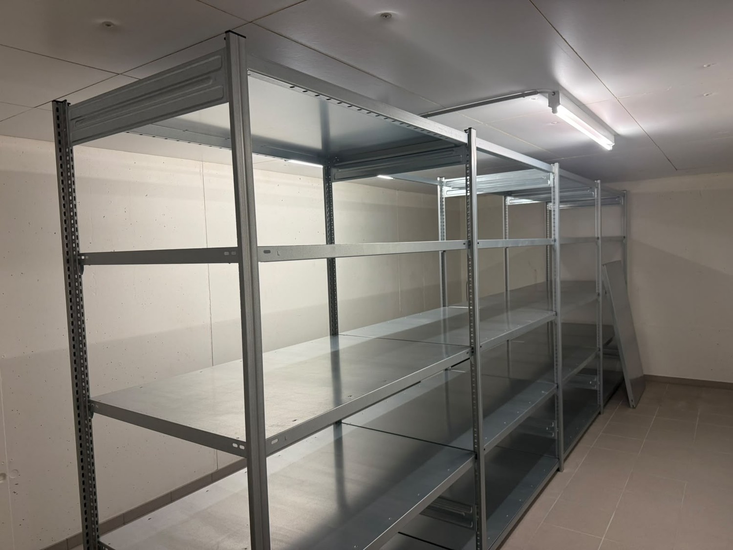 16-16m² commerciale