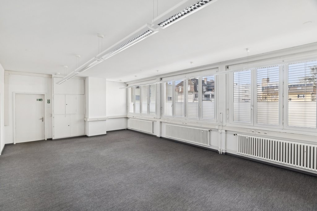 251m² office, photo 4 of 10