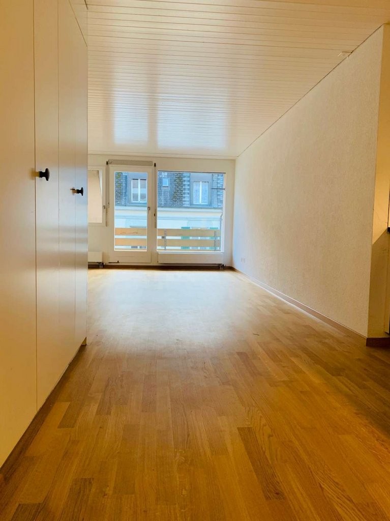 2 rooms apartment, photo 2 of 7