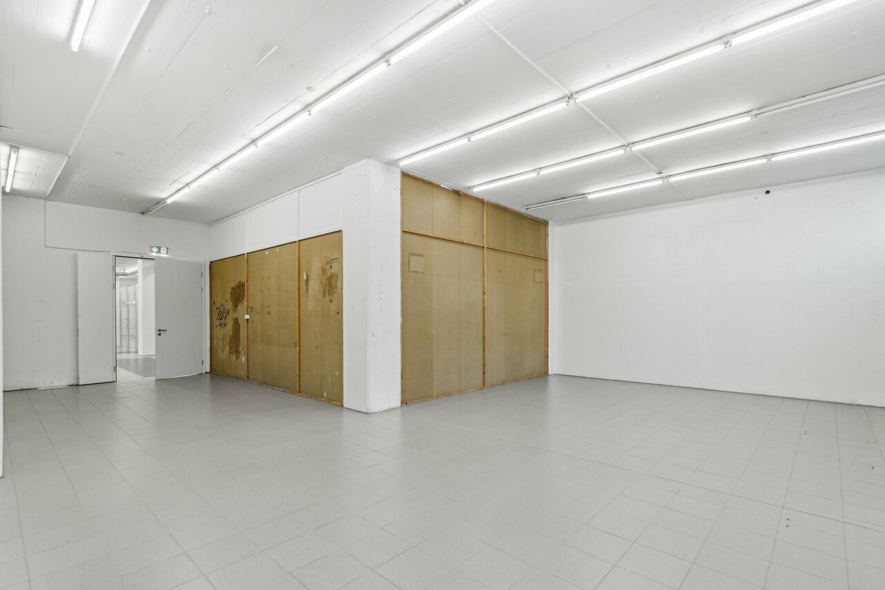 262m² storage room, photo 4 of 10