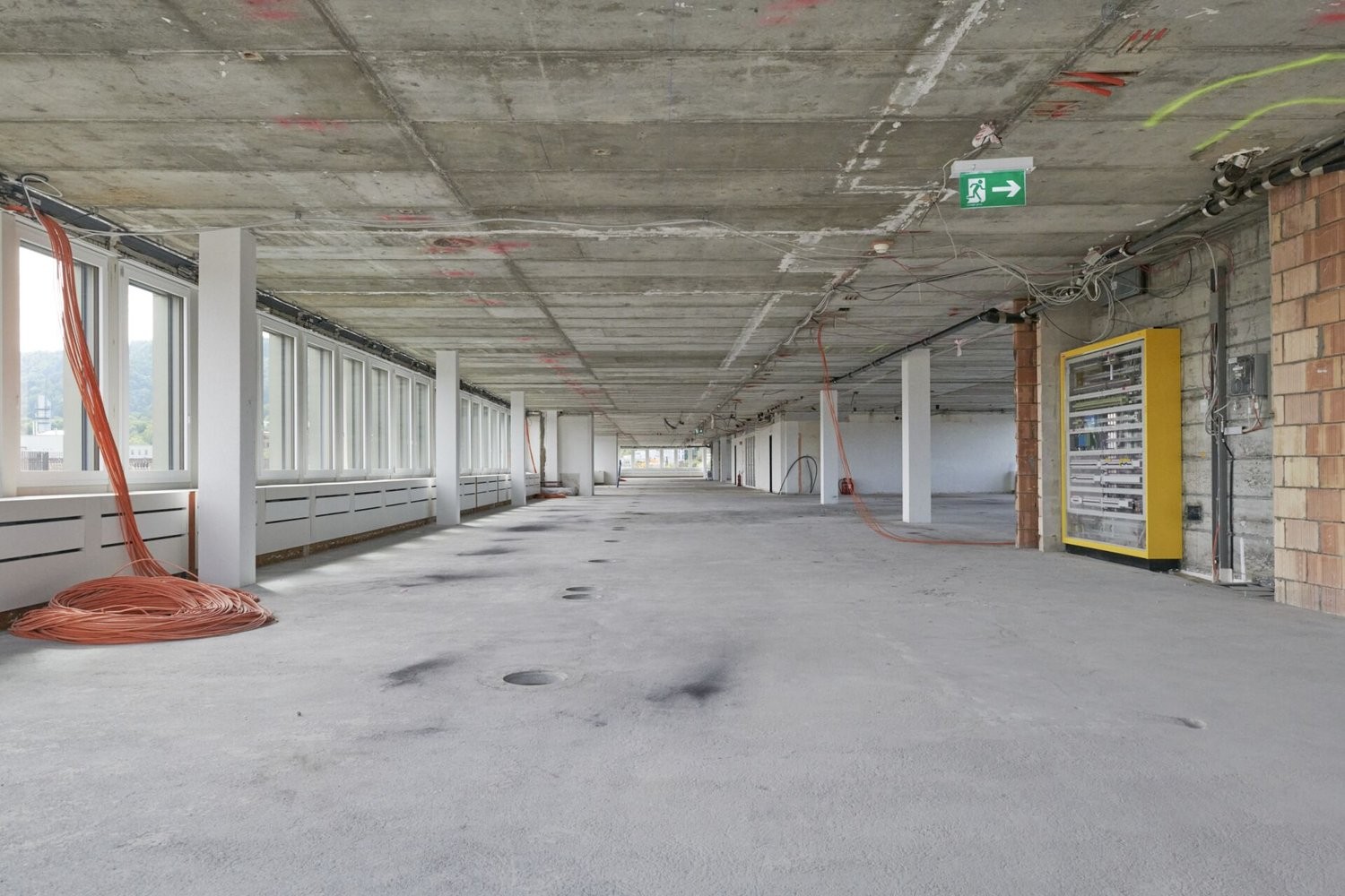 1149m² office, photo 6 of 10