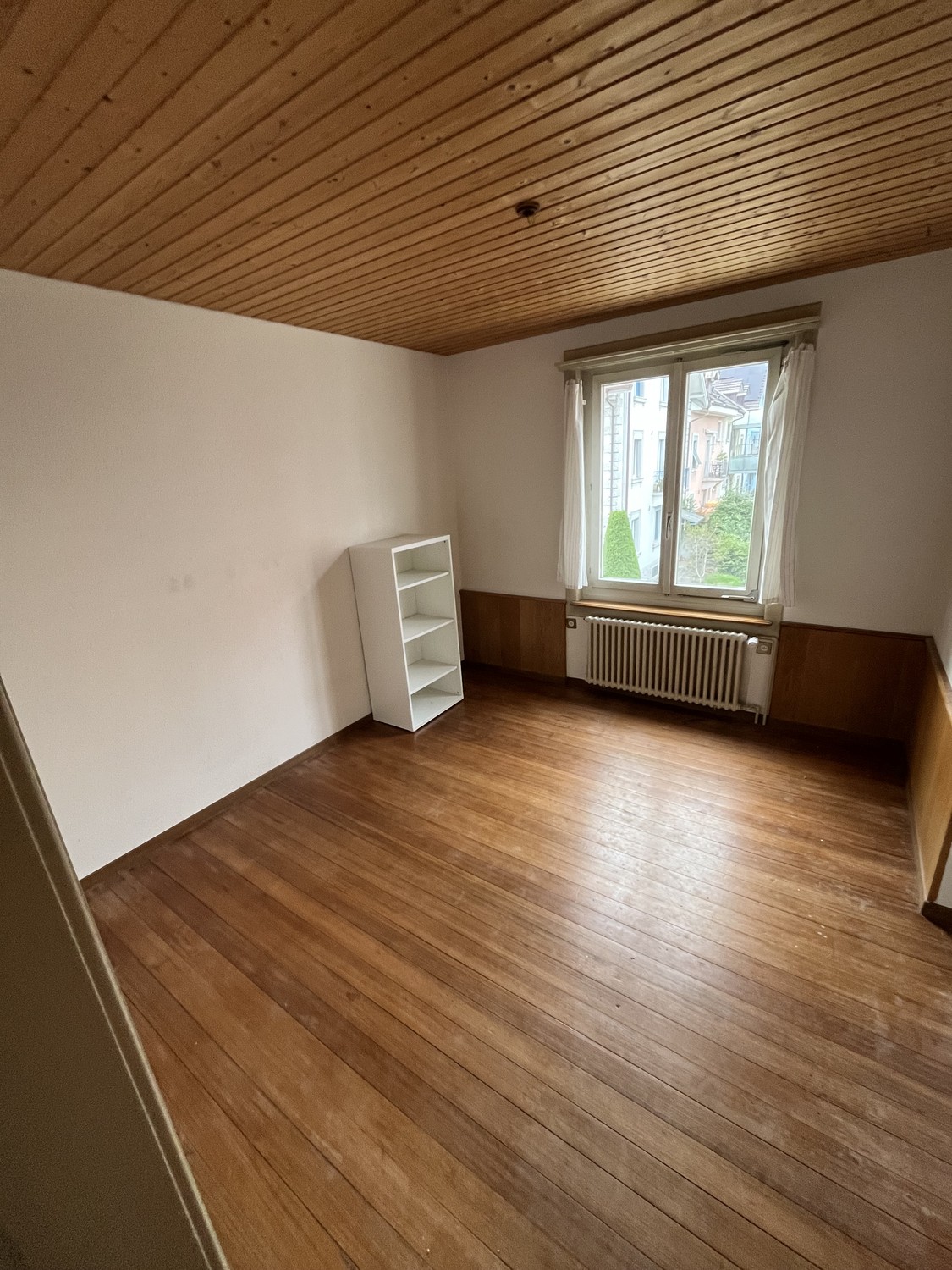 Chambre dans un appartement partagé