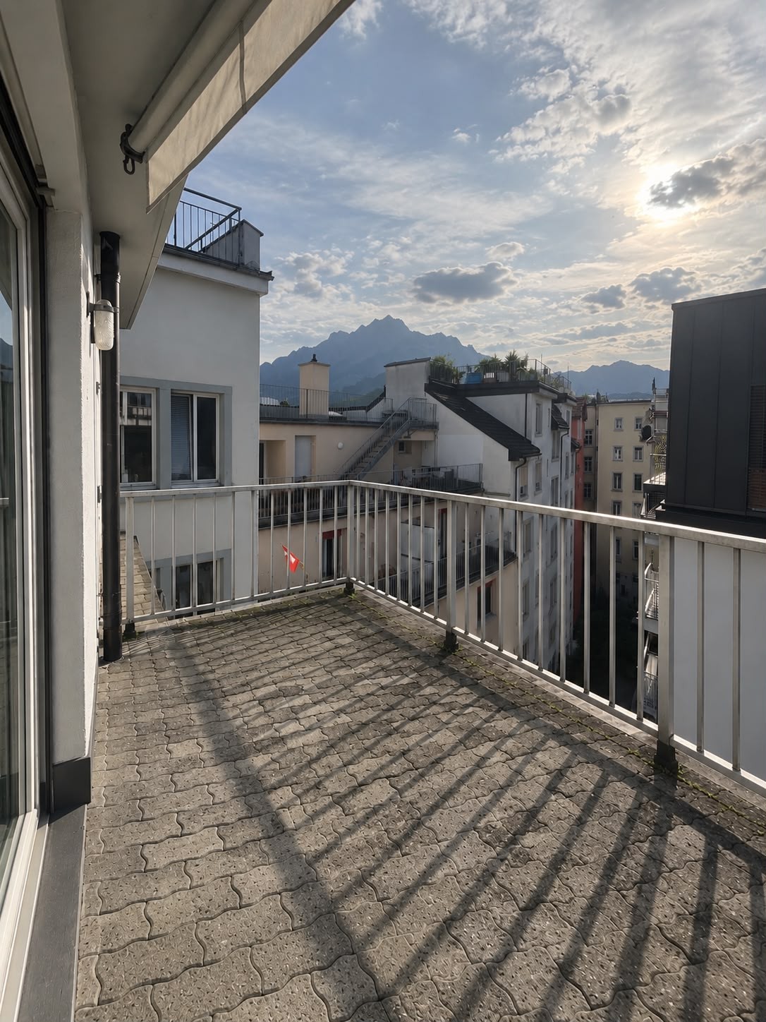 1 room apartment, photo 6 of 6