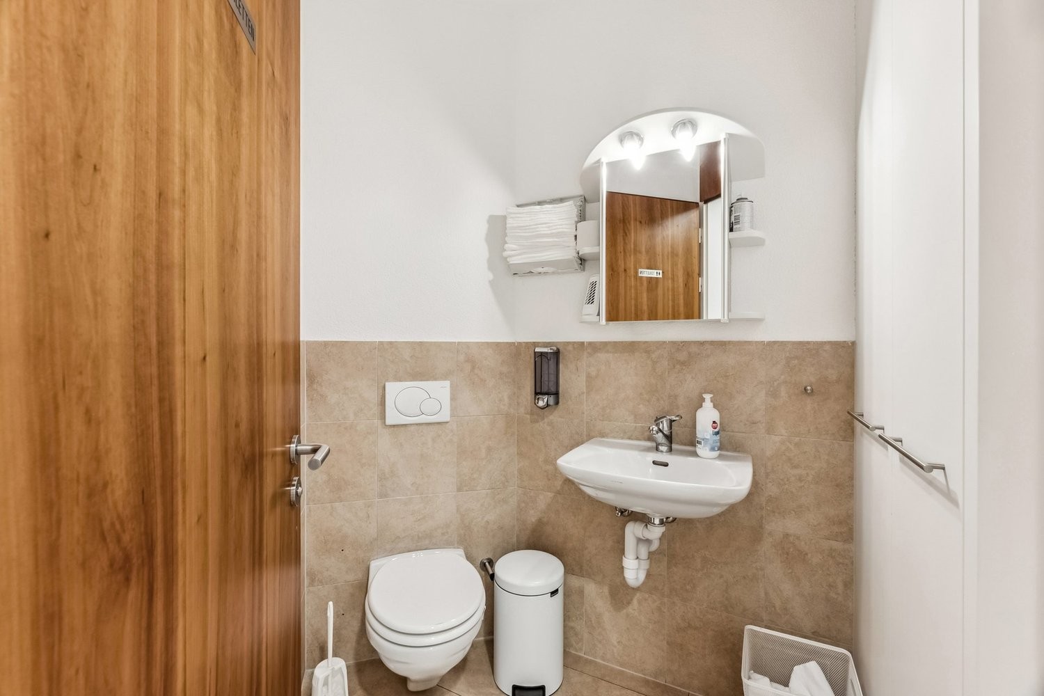 157m² bureau, photo 7 sur 10