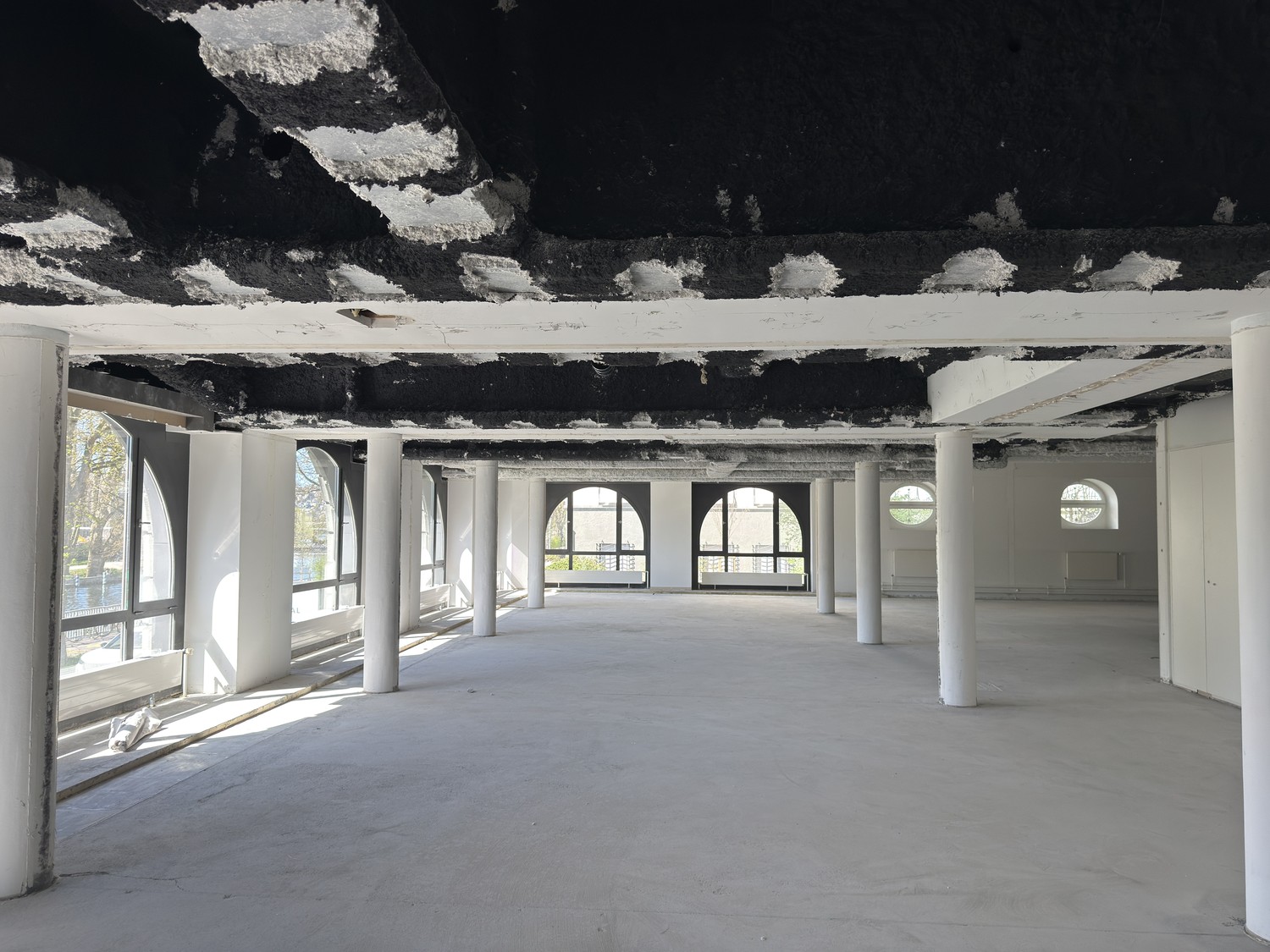 354m² commercial, photo 4 of 7