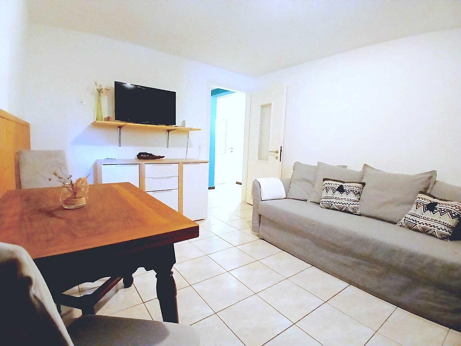 2 ½ rooms furnished flat