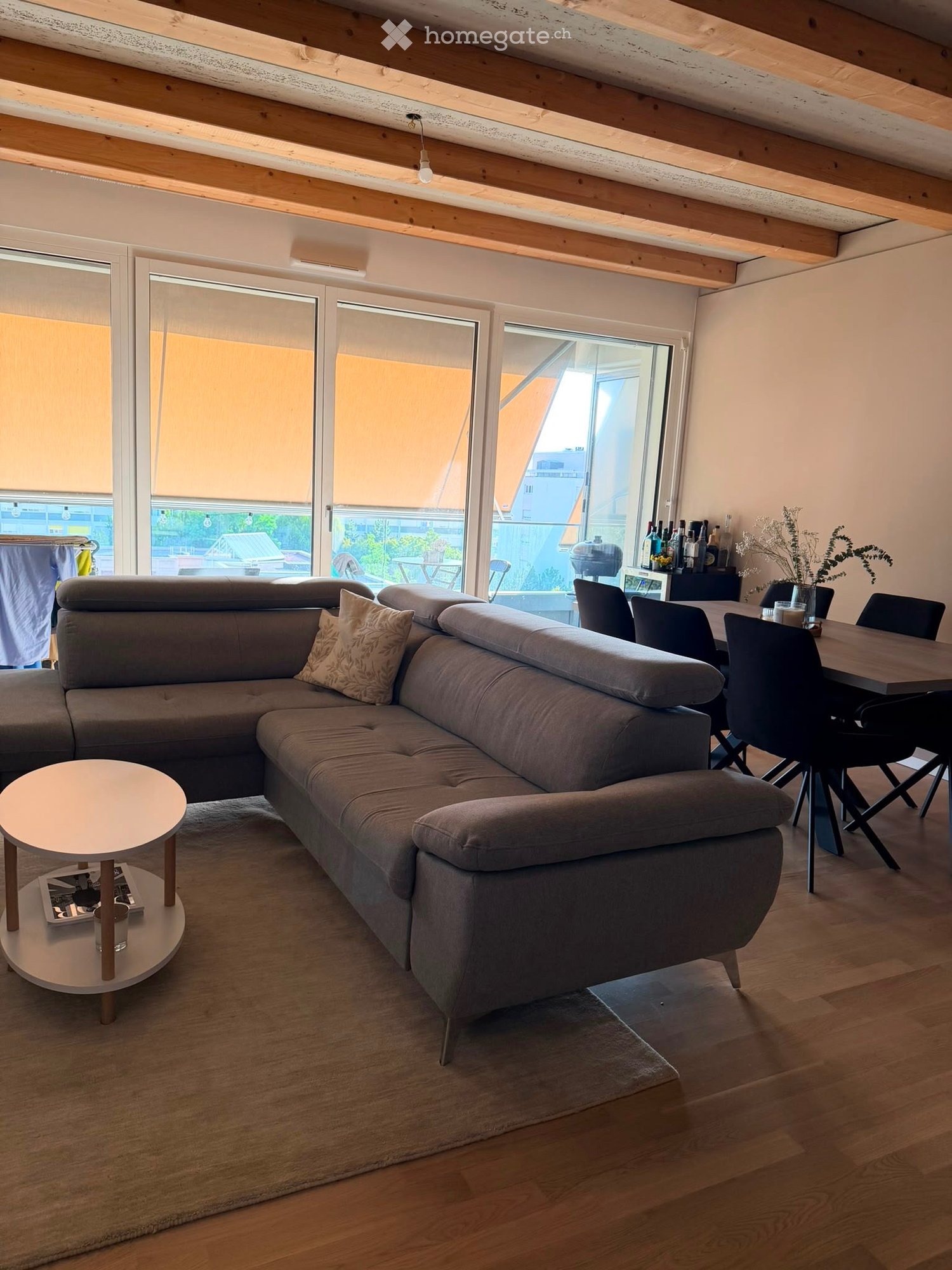 4 room apartment, photo 2 of 5