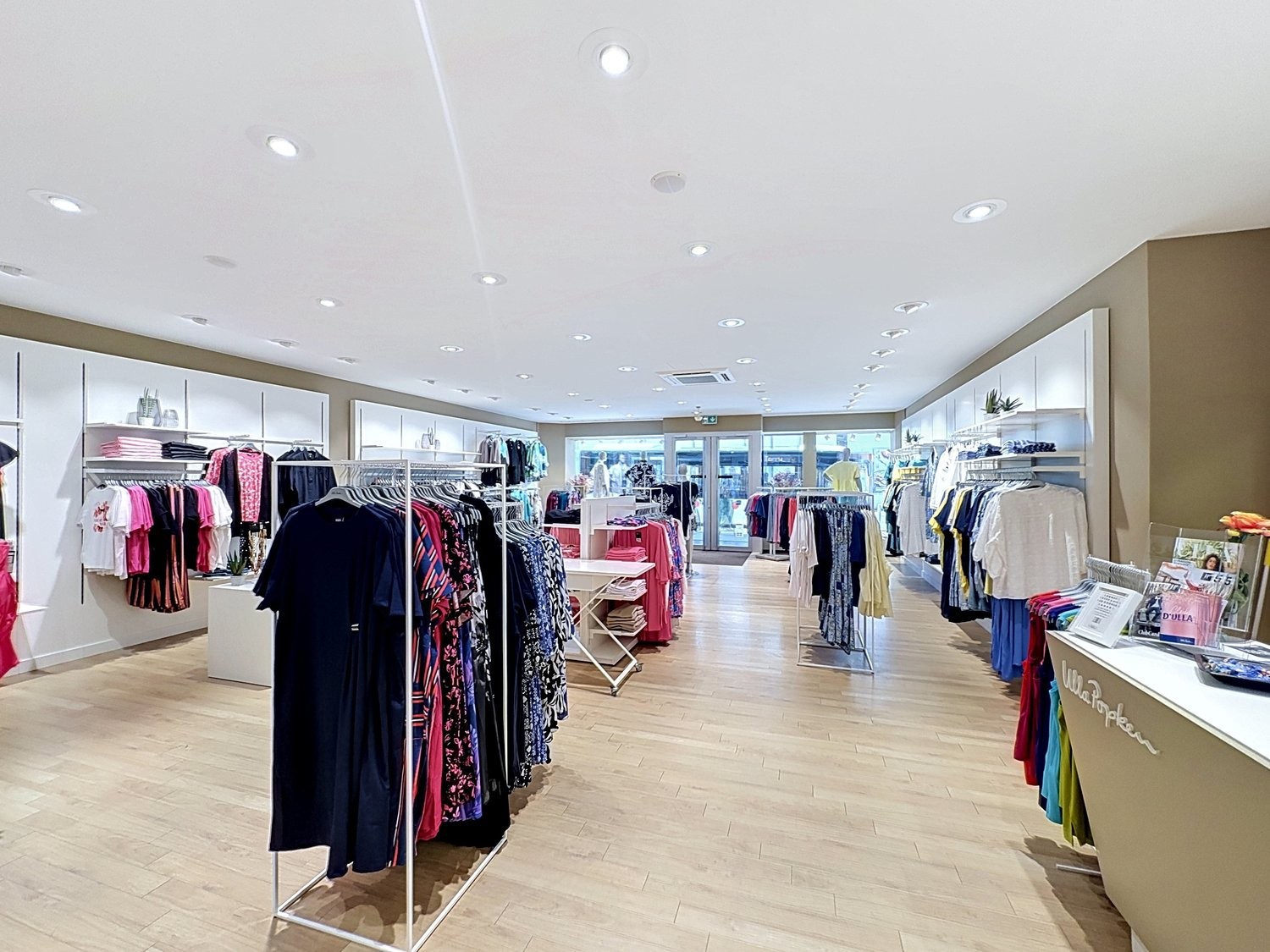 332m² shop, photo 5 of 6