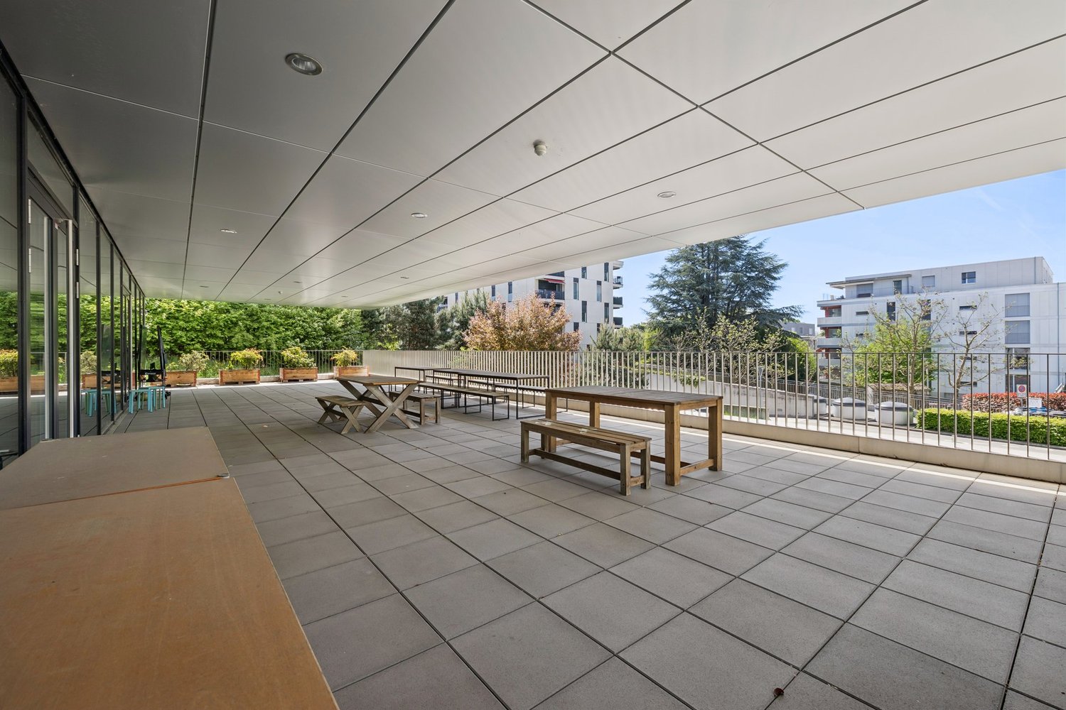 305m² office, photo 4 of 10