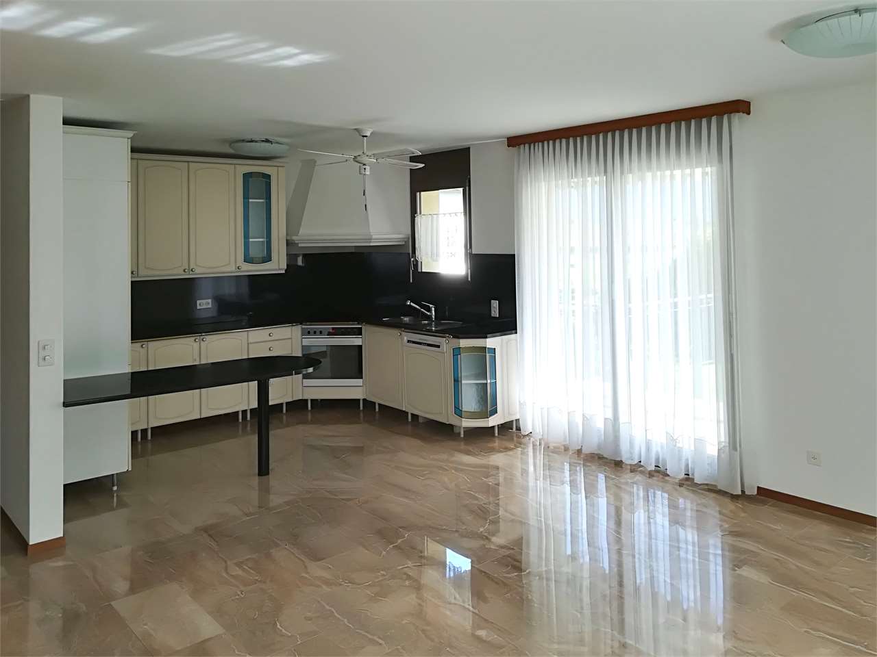 3 ½ rooms apartment, photo 1 of 10