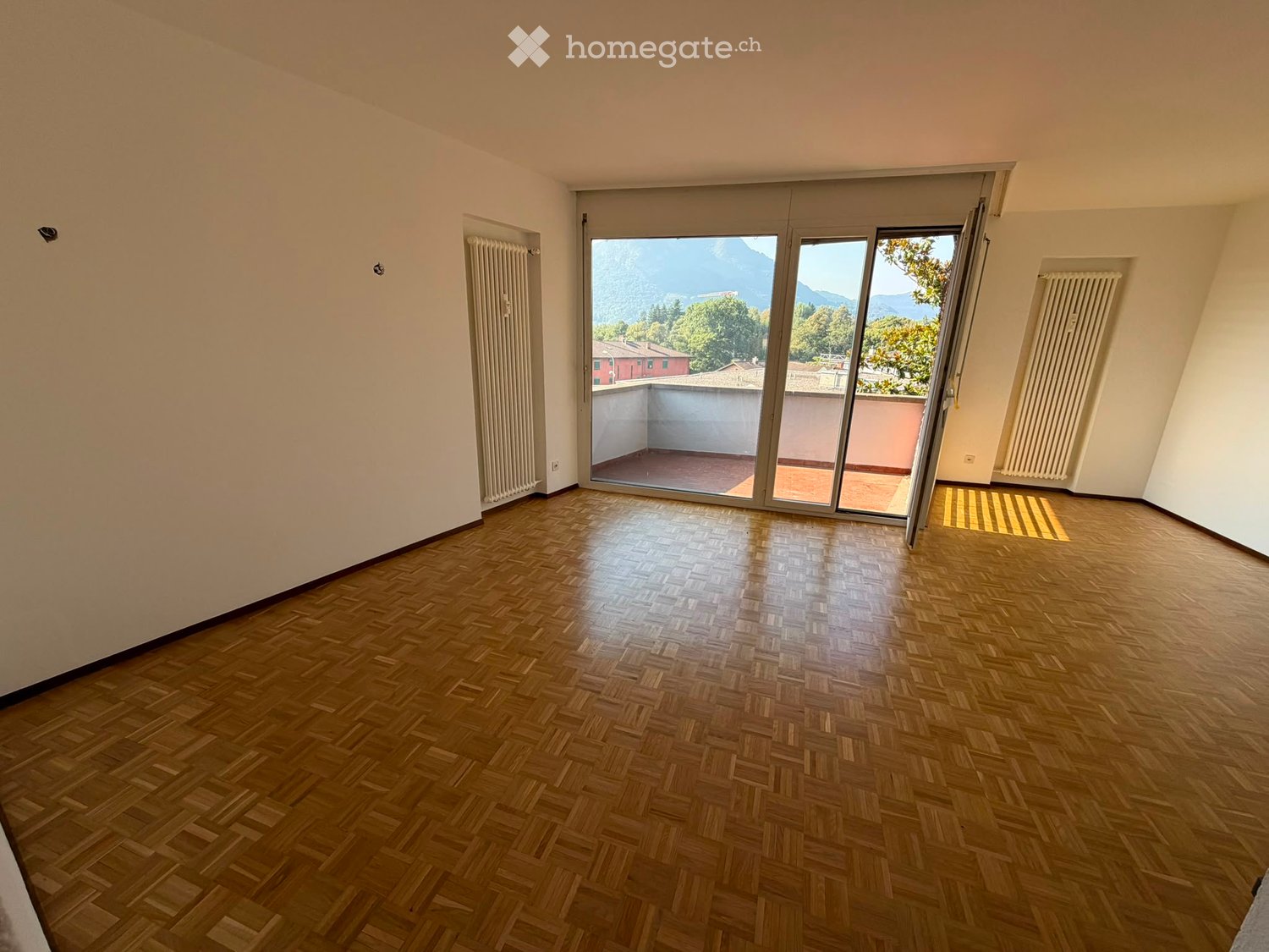 5 rooms apartment, photo 1 of 5