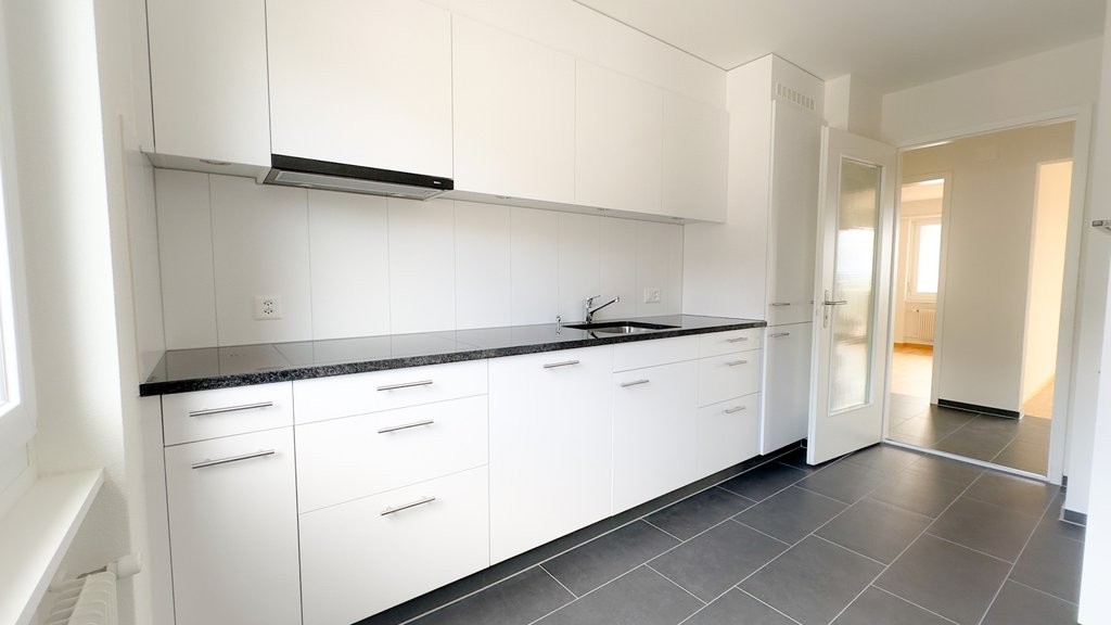 4 rooms apartment, photo 3 of 10