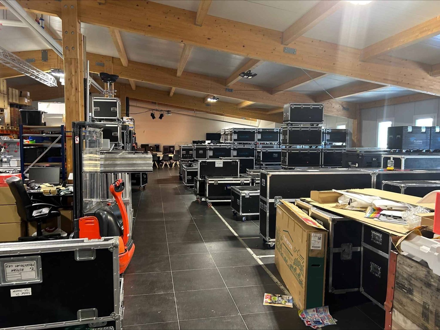 640m² commercial