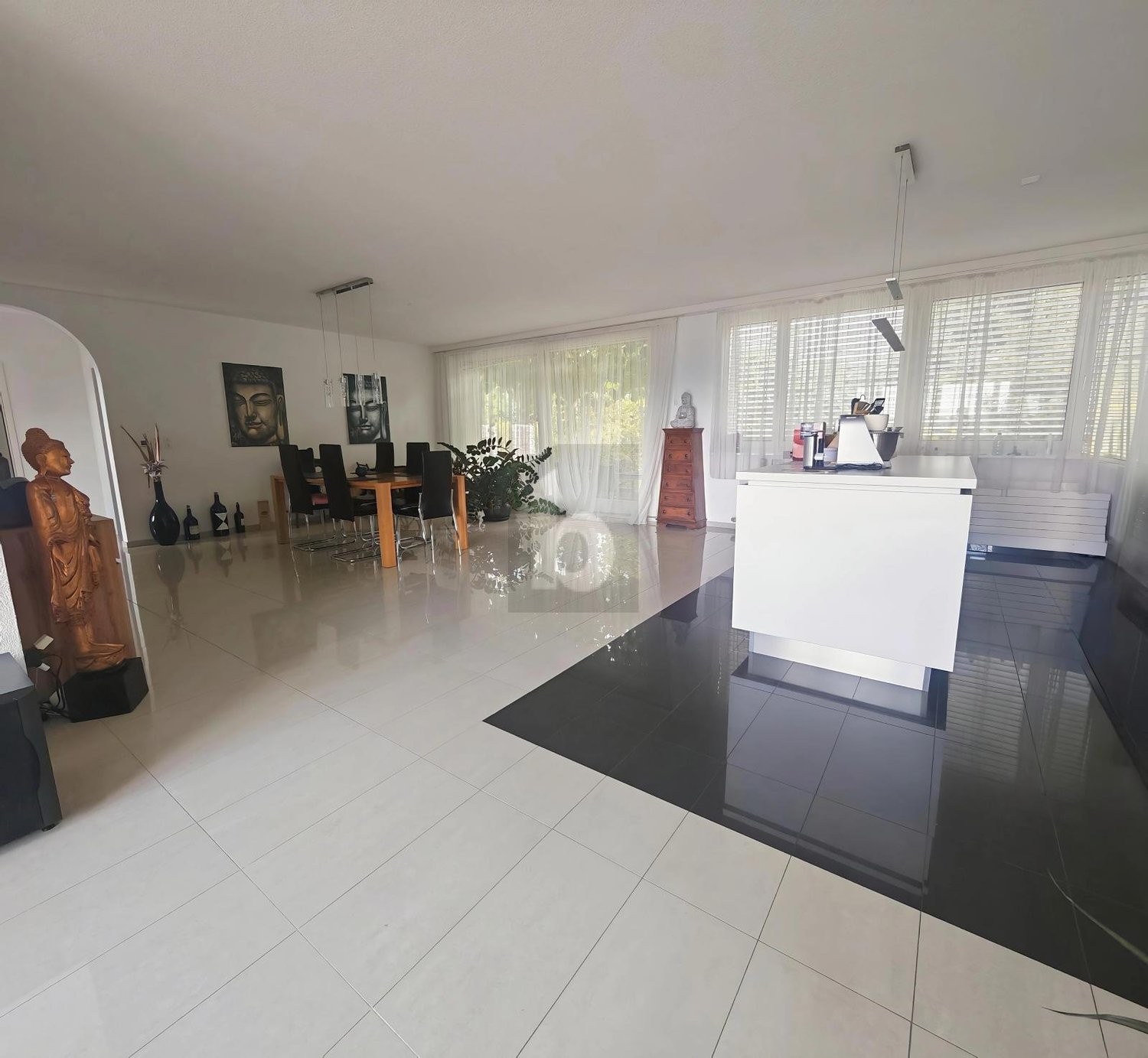5 ½ rooms apartment, photo 1 of 3