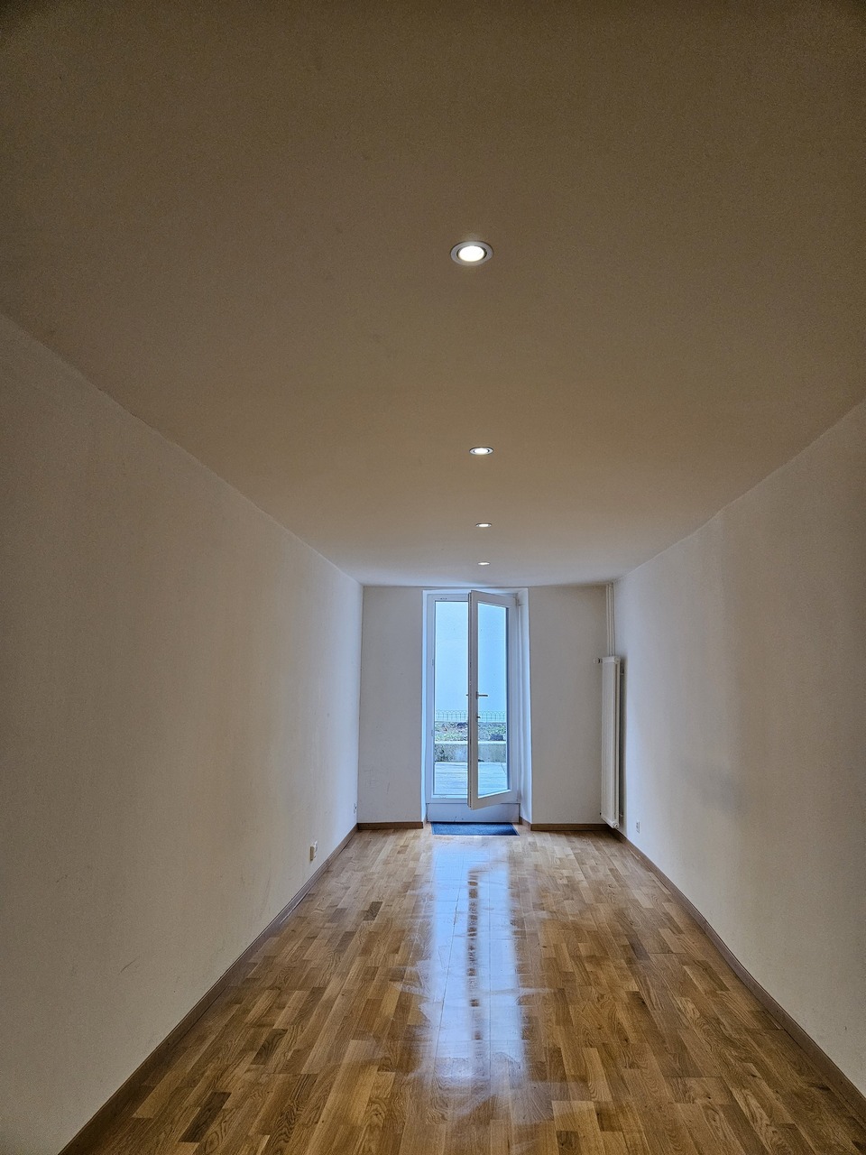 1 room studio, photo 1 of 5