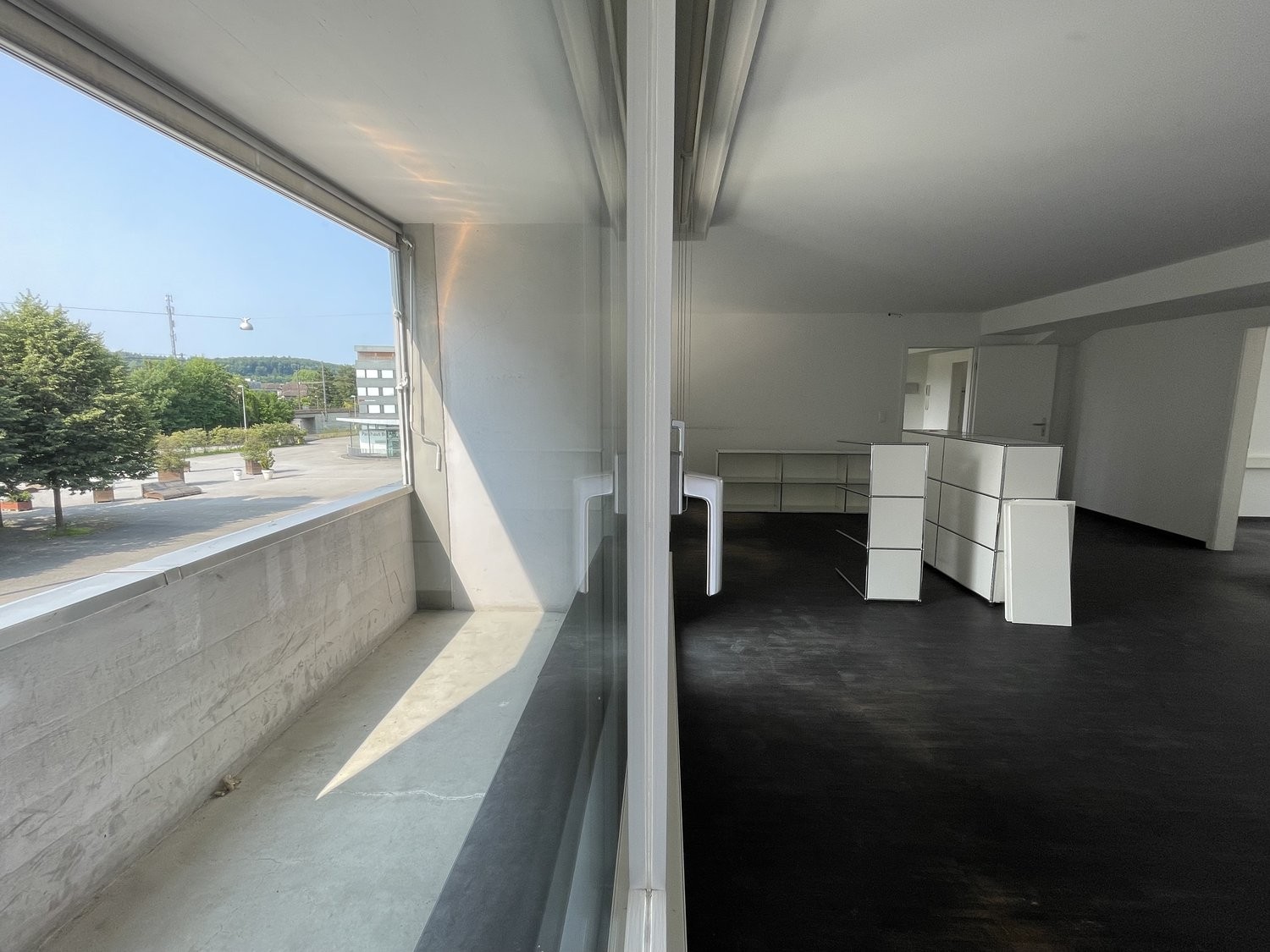 153m² office